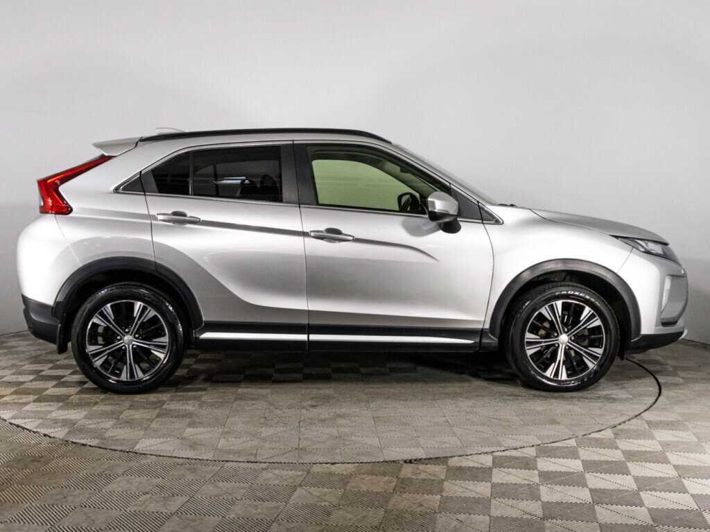 Mitsubishi Eclipse Cross 2018 года с пробегом. Фото: #3