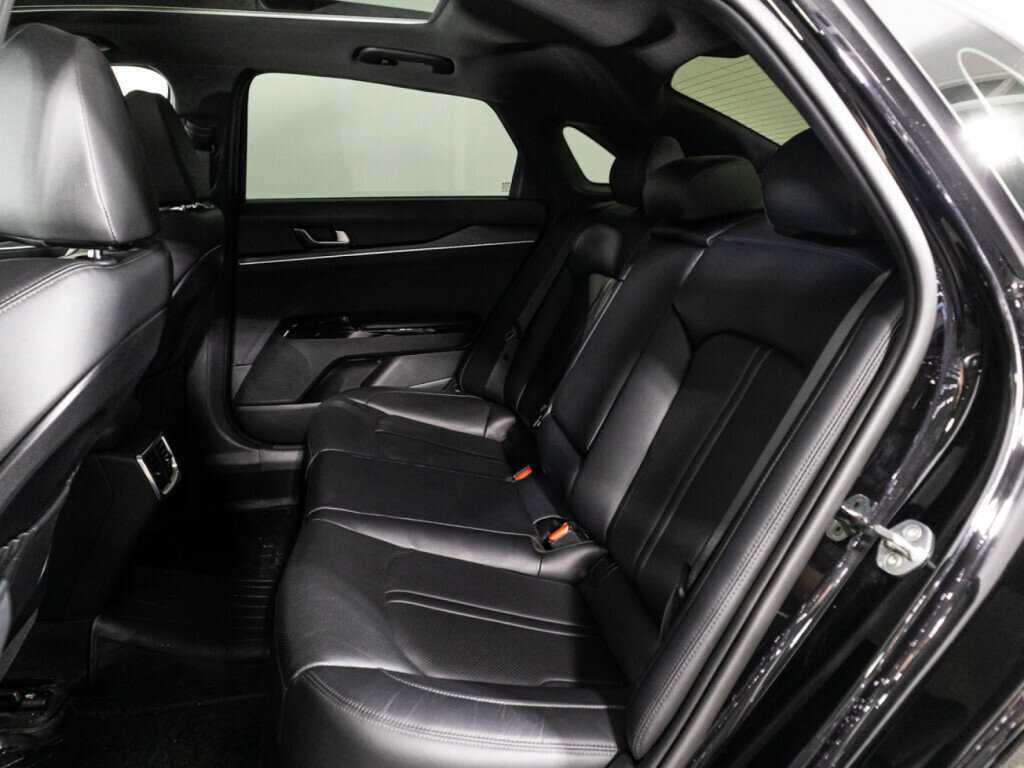 Kia K5 2020 года с пробегом. Фото: #10