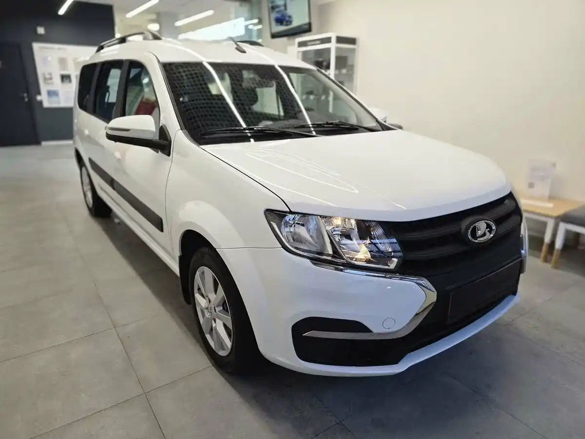 Lada Largus CNG по цене от 2 180 000 рублей