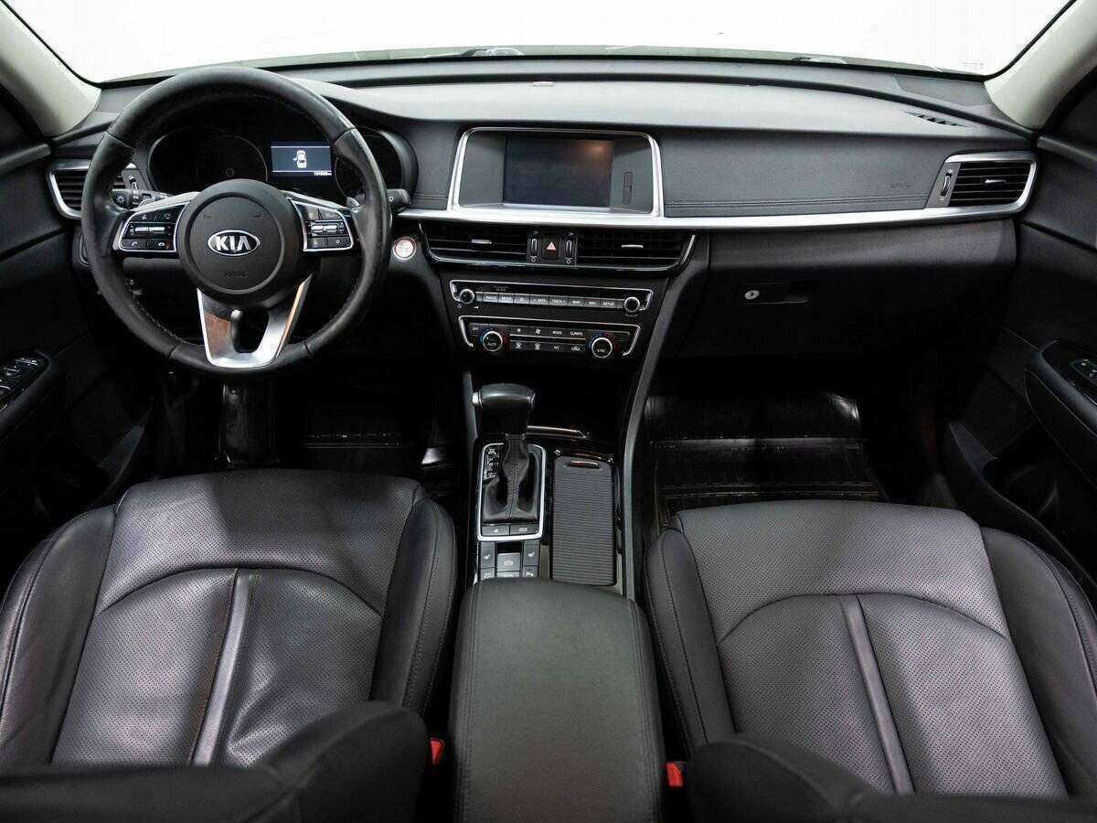 Б/У Киа Оптима 2018 года. Фото: #10