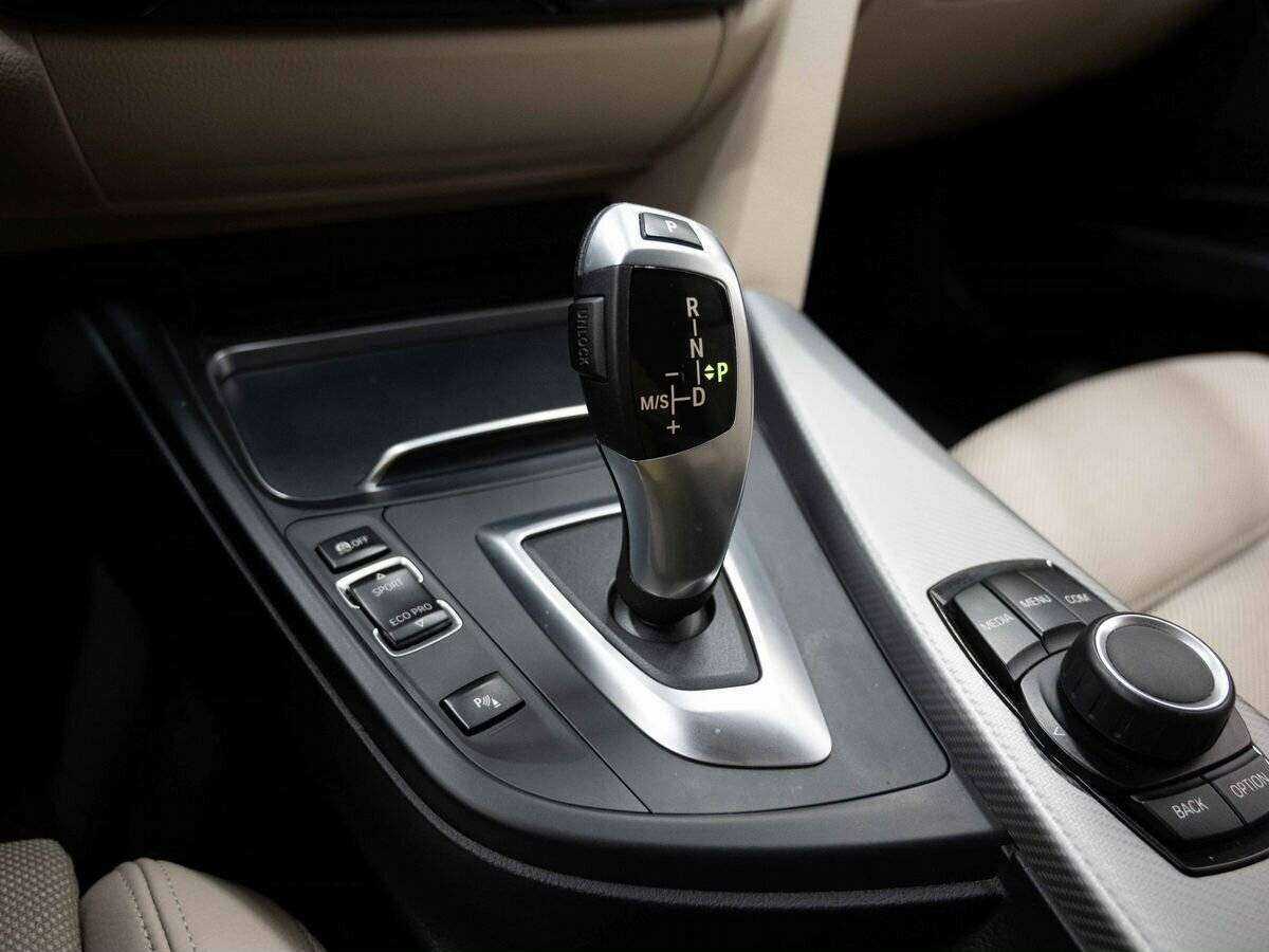 BMW 3 серии 2018 года с пробегом. Фото: #22