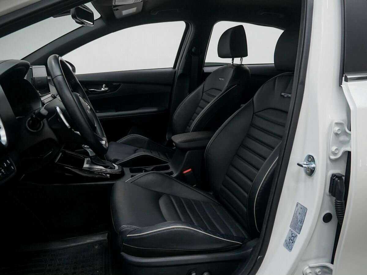 Kia Cerato 2022 года с пробегом. Фото: #11