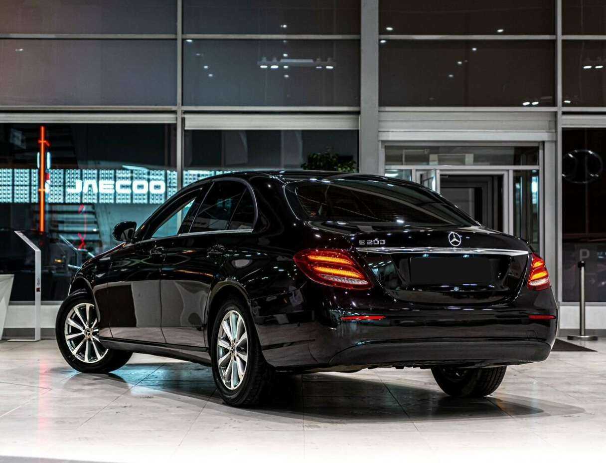Mercedes-Benz E-Класс 2017 года с пробегом. Фото: #3