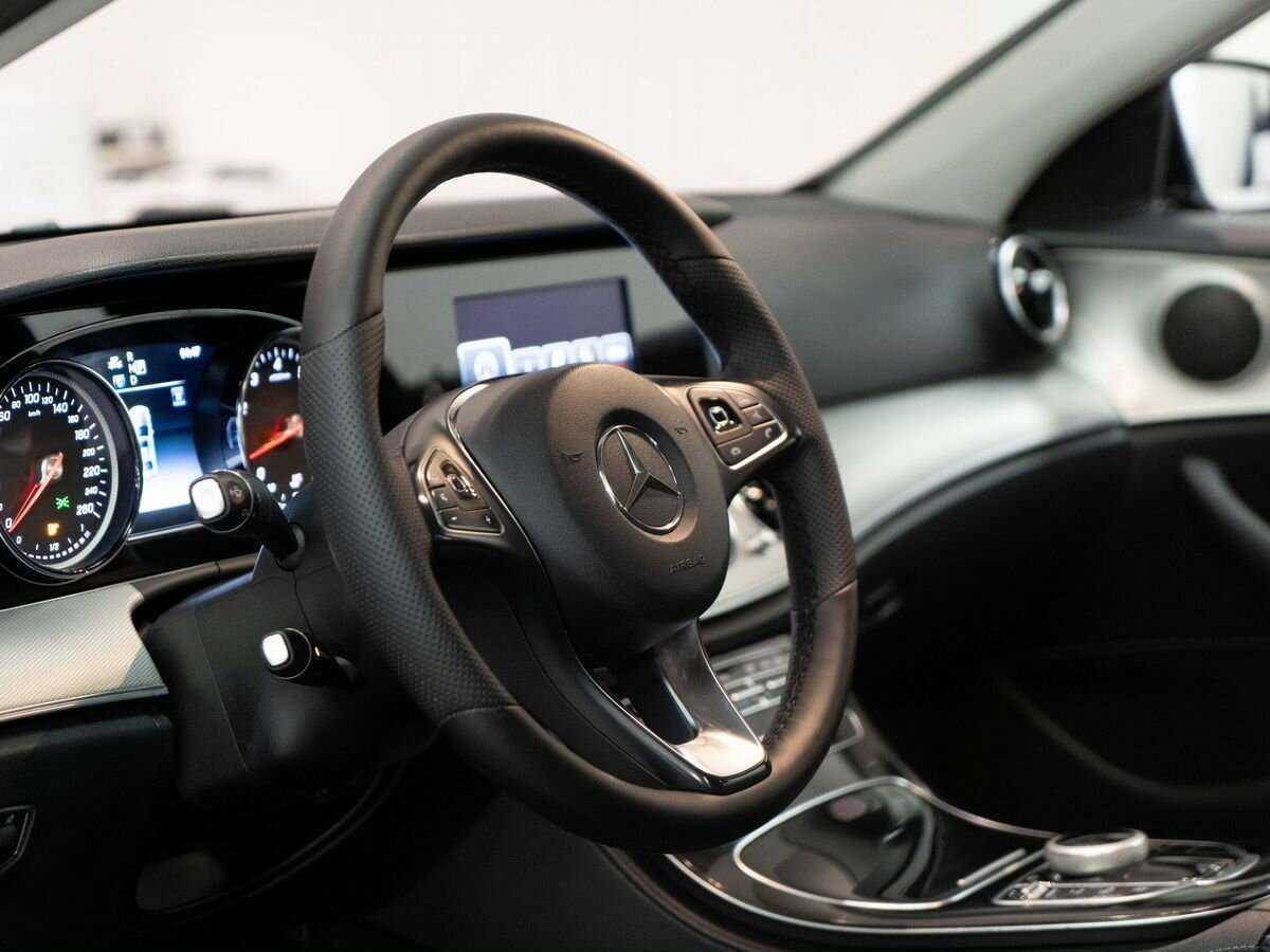 Mercedes-Benz E-Класс 2017 года с пробегом. Фото: #4