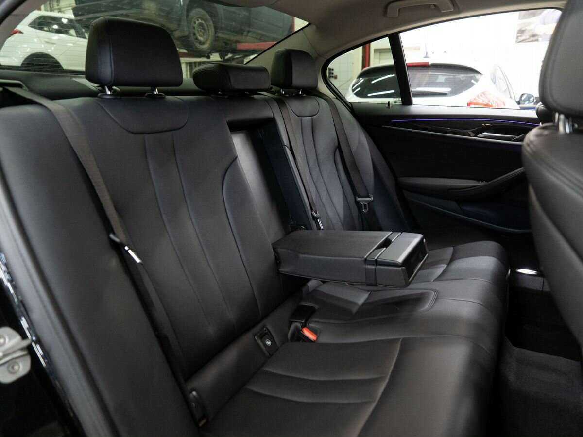 BMW 5 серии 2019 года с пробегом. Фото: #7