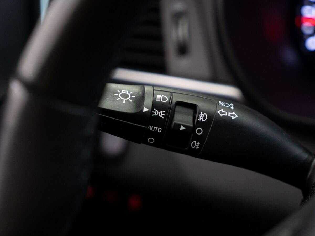 Б/У Киа Оптима 2017 года. Фото: #17