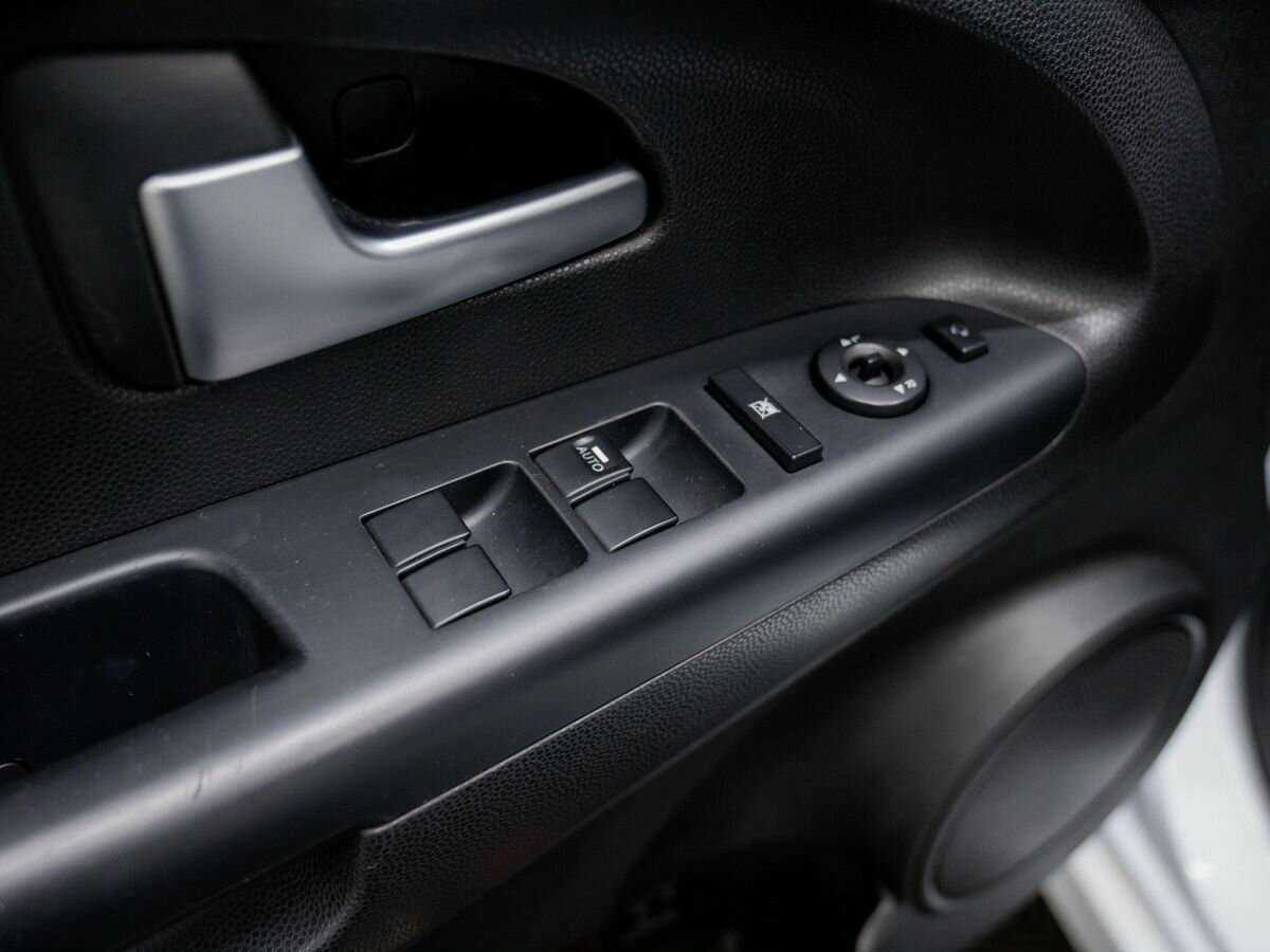 Б/У Киа Венга 2012 года. Фото: #9