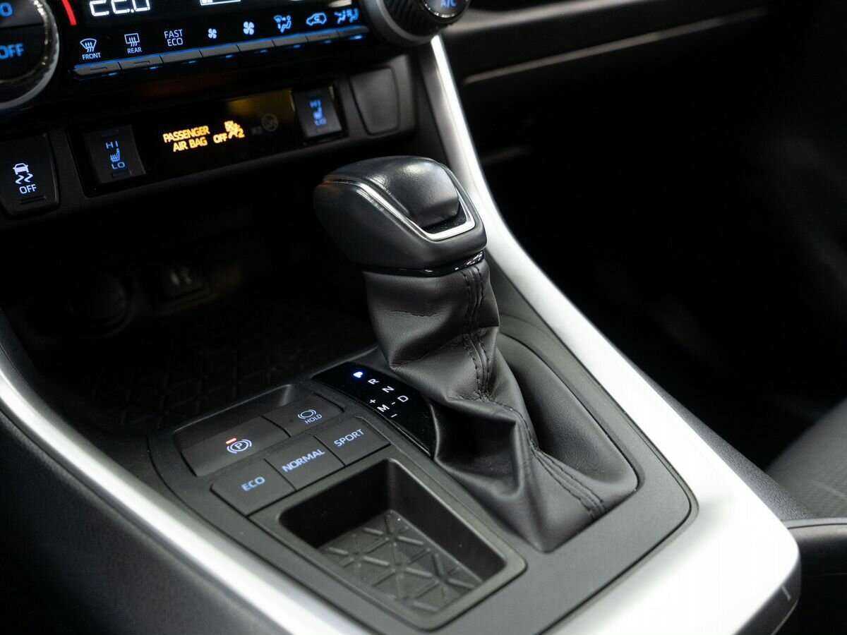 Toyota RAV4 2019 года с пробегом. Фото: #13