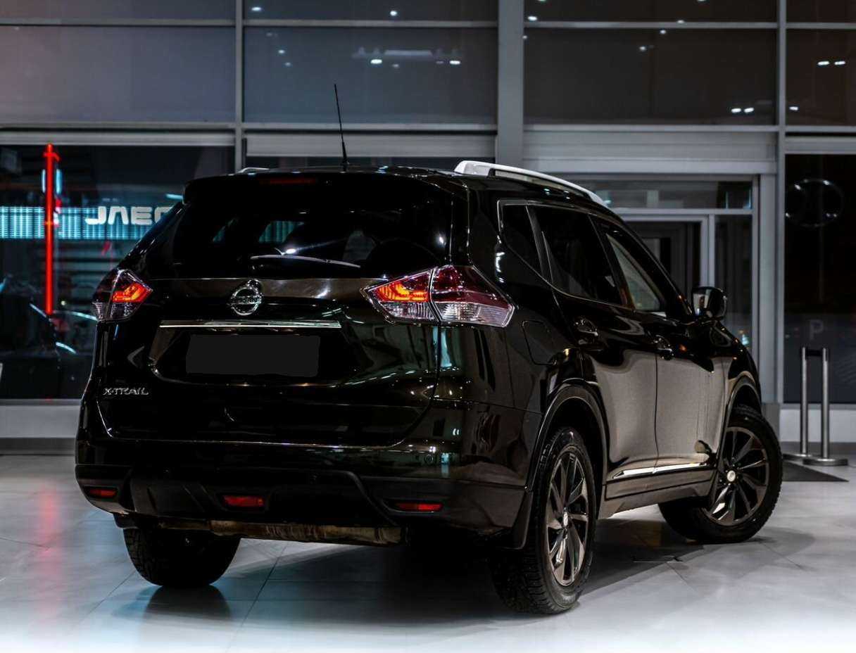 Б/У Ниссан Икс-Трейл 2016 года. Фото: #2