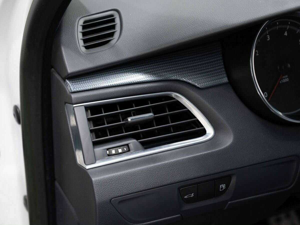 Peugeot 508 2012 года с пробегом. Фото: #17