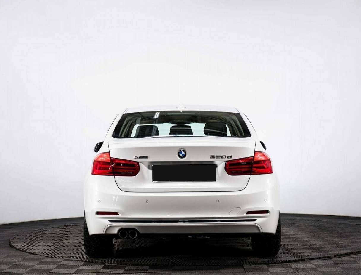 BMW 3 серии 2016 года с пробегом. Фото: #4