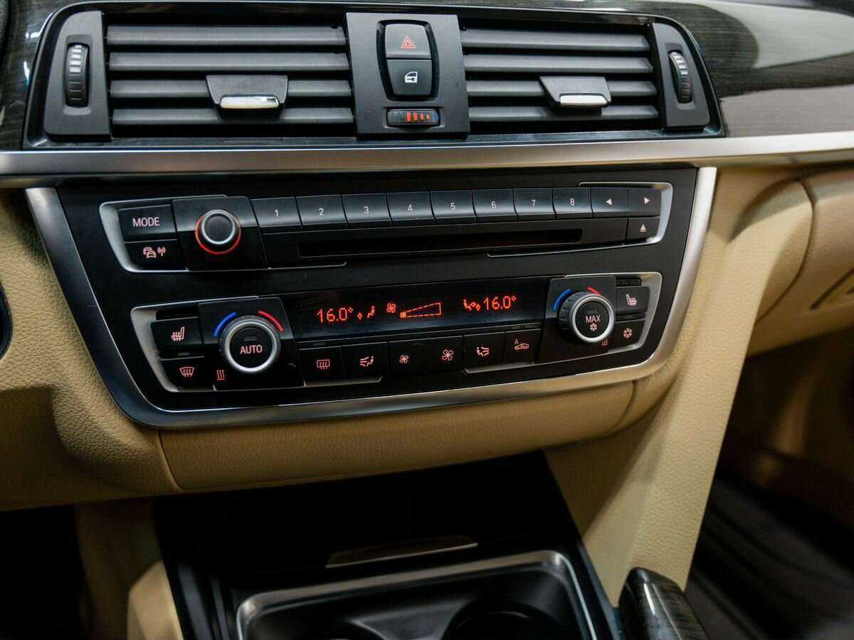 BMW 3 серии 2012 года с пробегом. Фото: #15