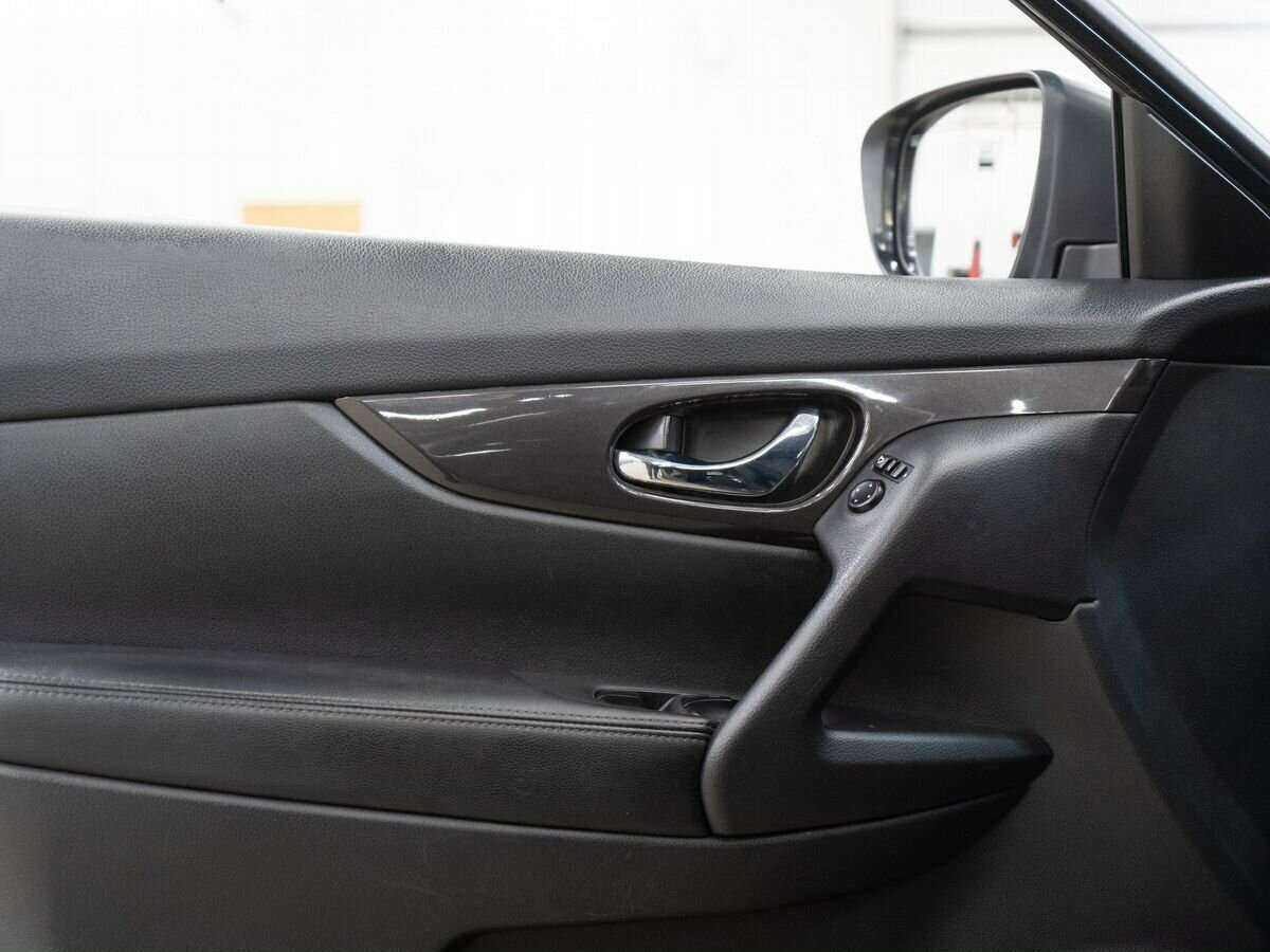 Б/У Ниссан Икс-Трейл 2019 года. Фото: #15