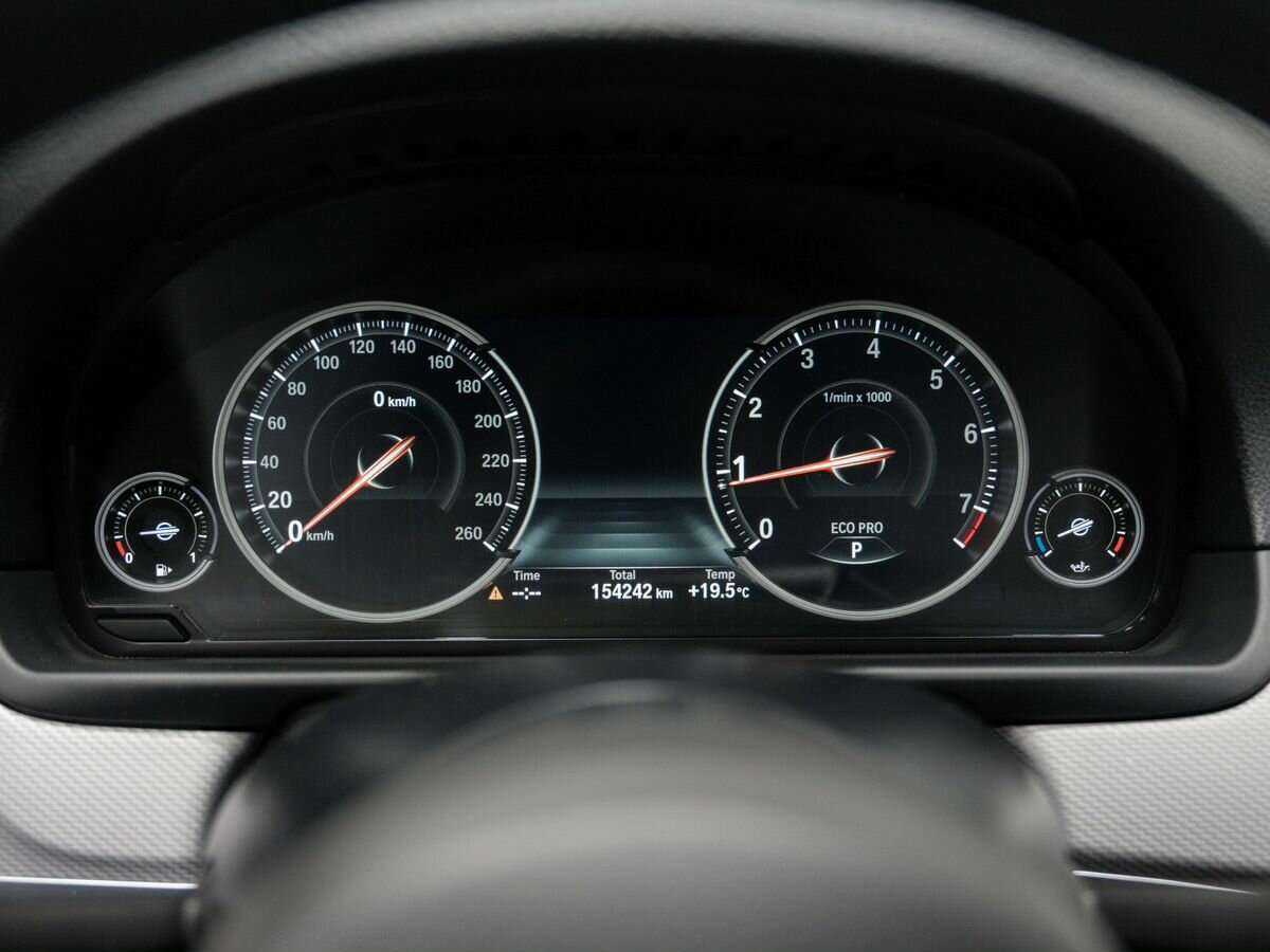 BMW 5 серии 2014 года с пробегом. Фото: #24