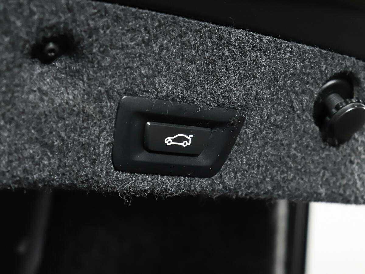 BMW 5 серии 2013 года с пробегом. Фото: #16