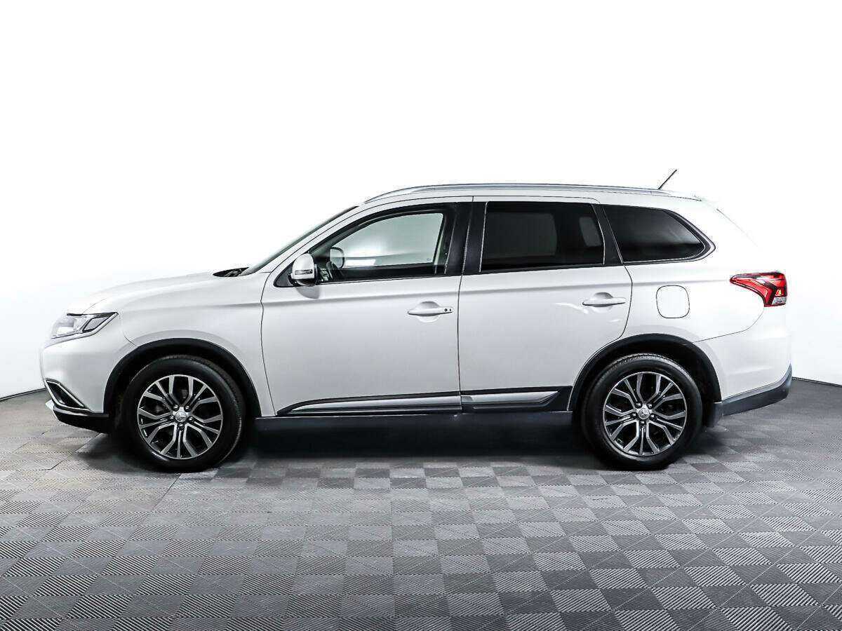 Mitsubishi Outlander 2016 года с пробегом. Фото: #6