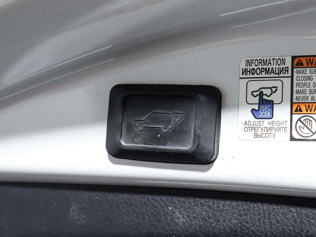 Toyota RAV4 2019 года с пробегом. Фото: #15