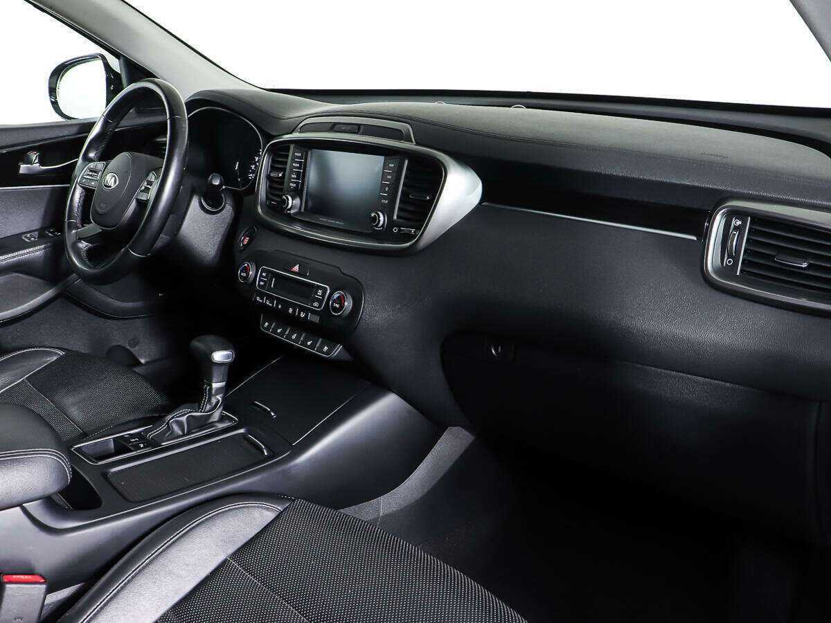 Kia Sorento 2018 года с пробегом. Фото: #8