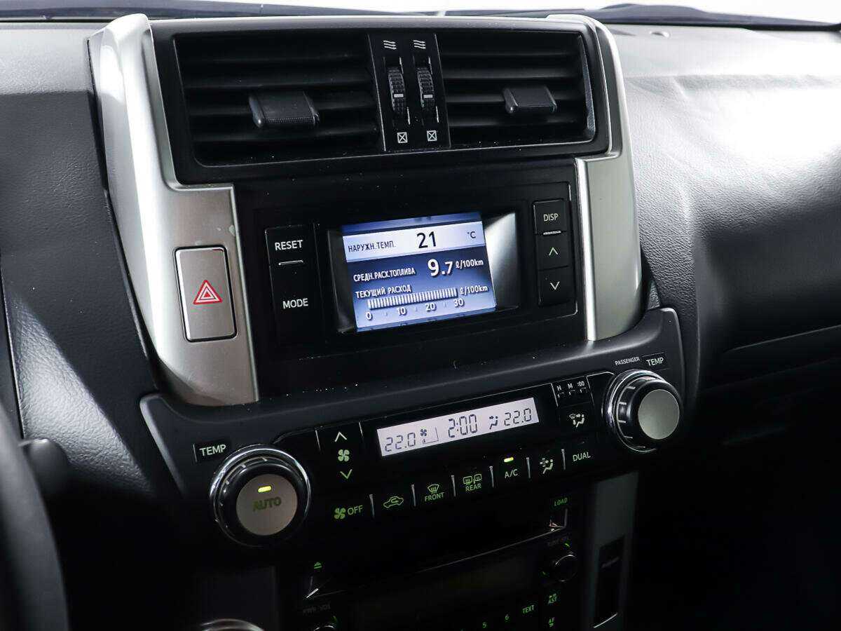 Toyota Land Cruiser Prado 2012 года с пробегом. Фото: #17