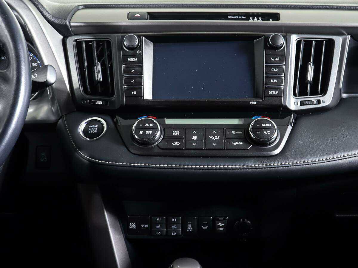 Toyota RAV4 2018 года с пробегом. Фото: #10