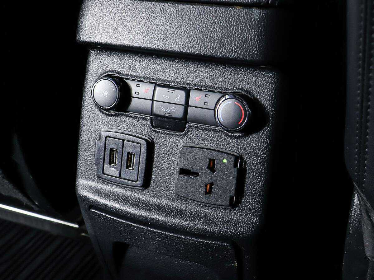 Ford Explorer 2018 года с пробегом. Фото: #12