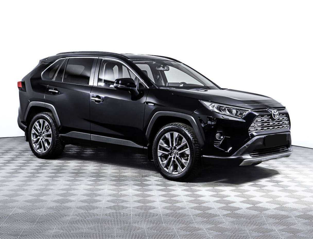 Toyota RAV4 2019 года с пробегом. Фото: #2