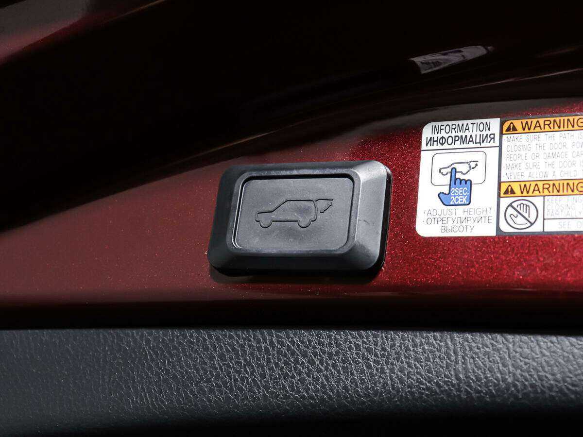 Toyota RAV4 2018 года с пробегом. Фото: #14