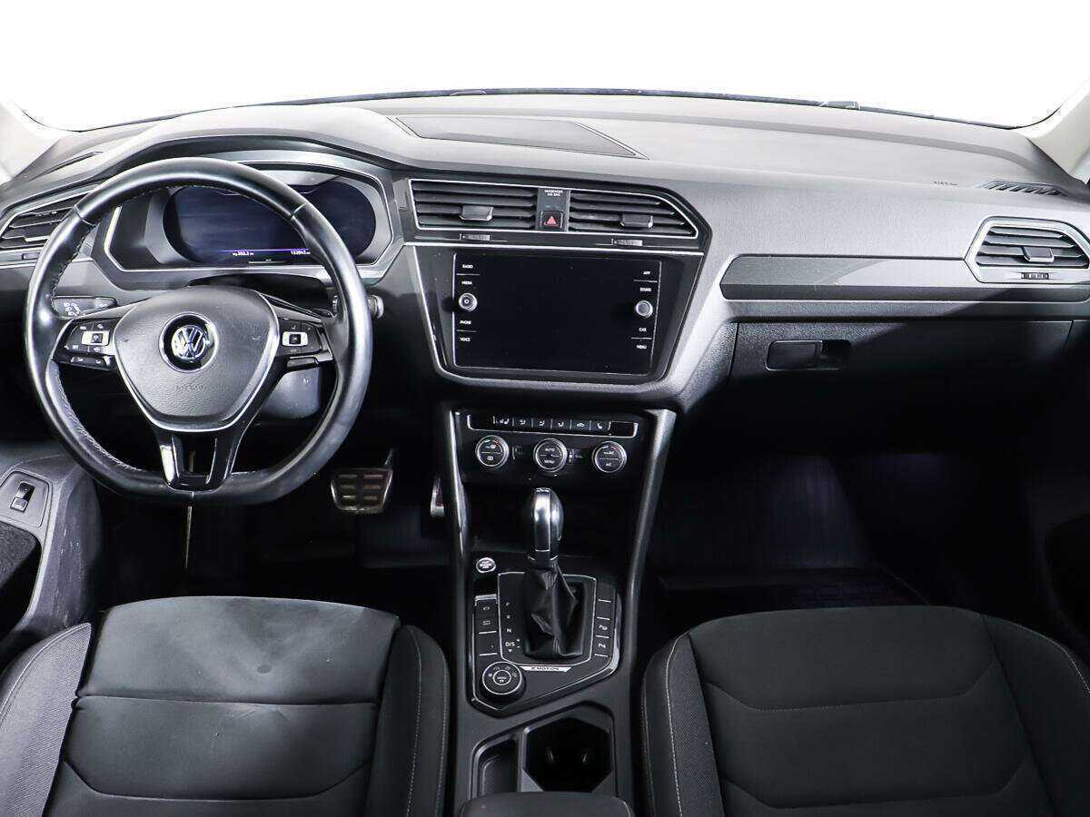 Volkswagen Tiguan 2018 года с пробегом. Фото: #10