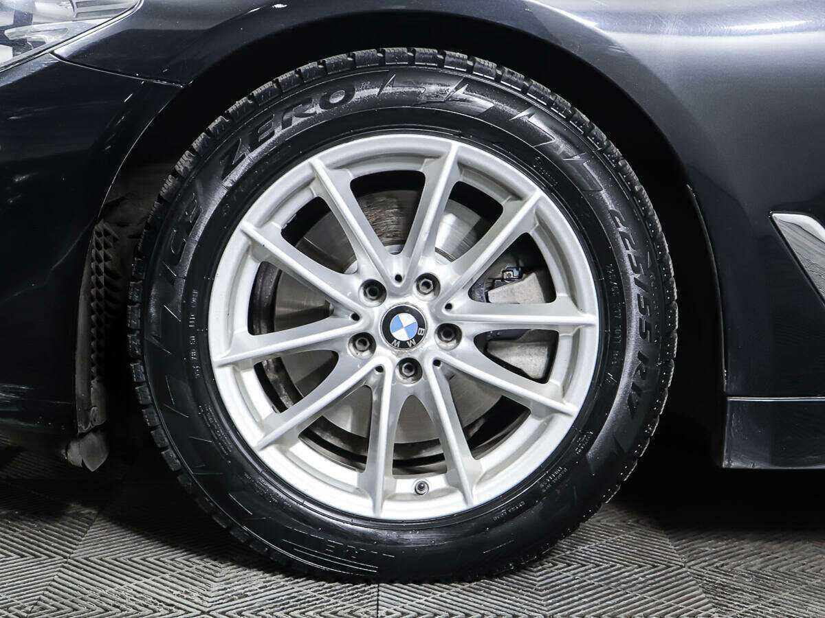 BMW 5 серии 2017 года с пробегом. Фото: #25