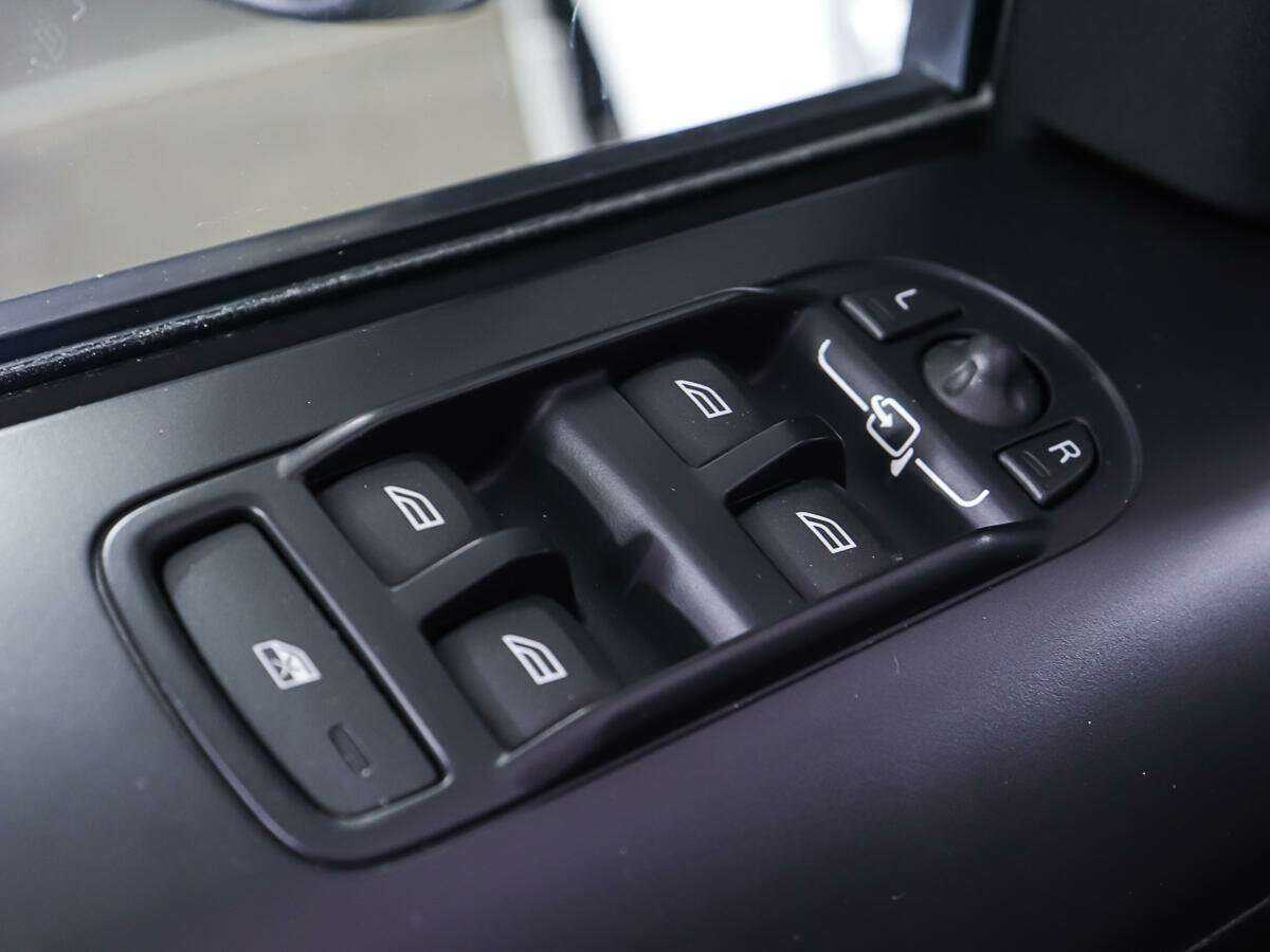 Land Rover Freelander 2012 года с пробегом. Фото: #16