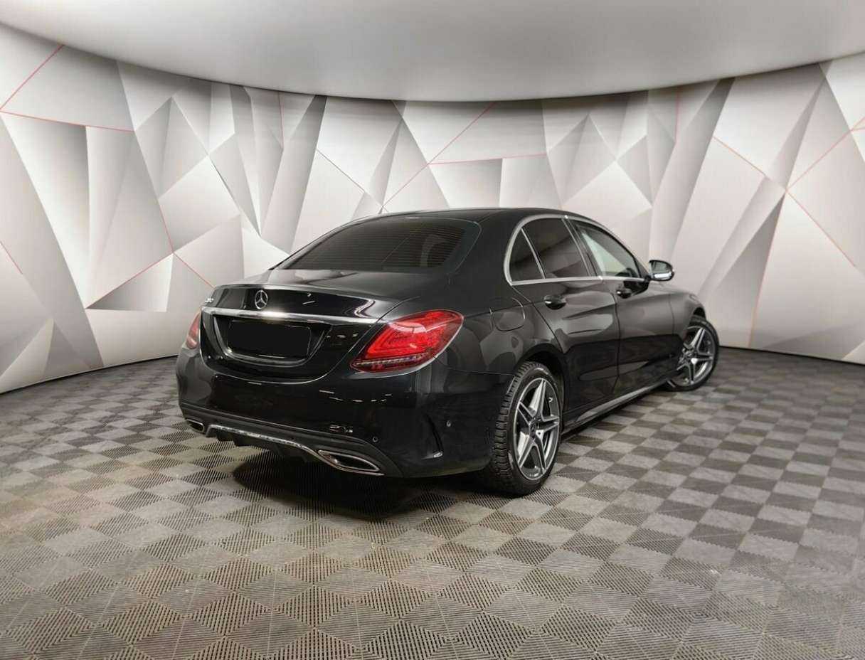 Mercedes-Benz C-Класс 2020 года с пробегом. Фото: #1
