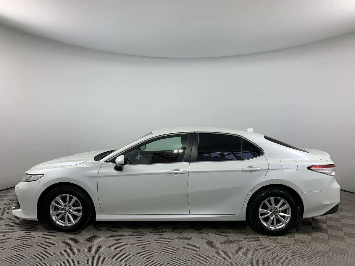 Б/У Тойота Камри 2020 года. Фото: #7