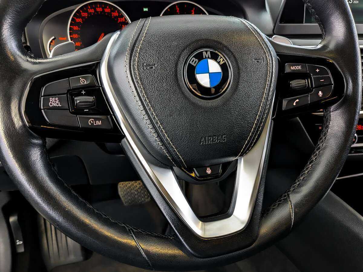 BMW 5 серии 2018 года с пробегом. Фото: #20