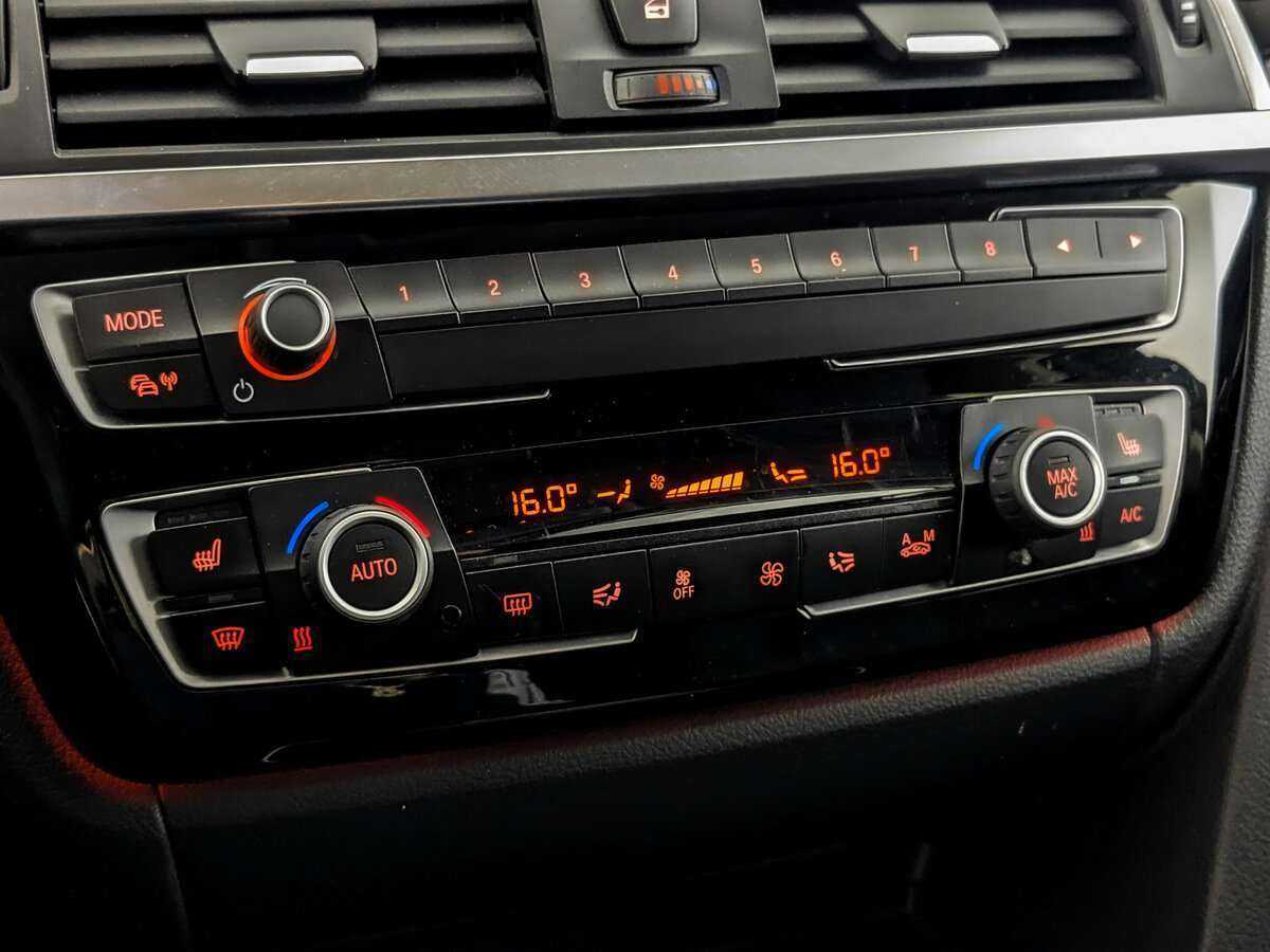 BMW 3 серии 2018 года с пробегом. Фото: #20