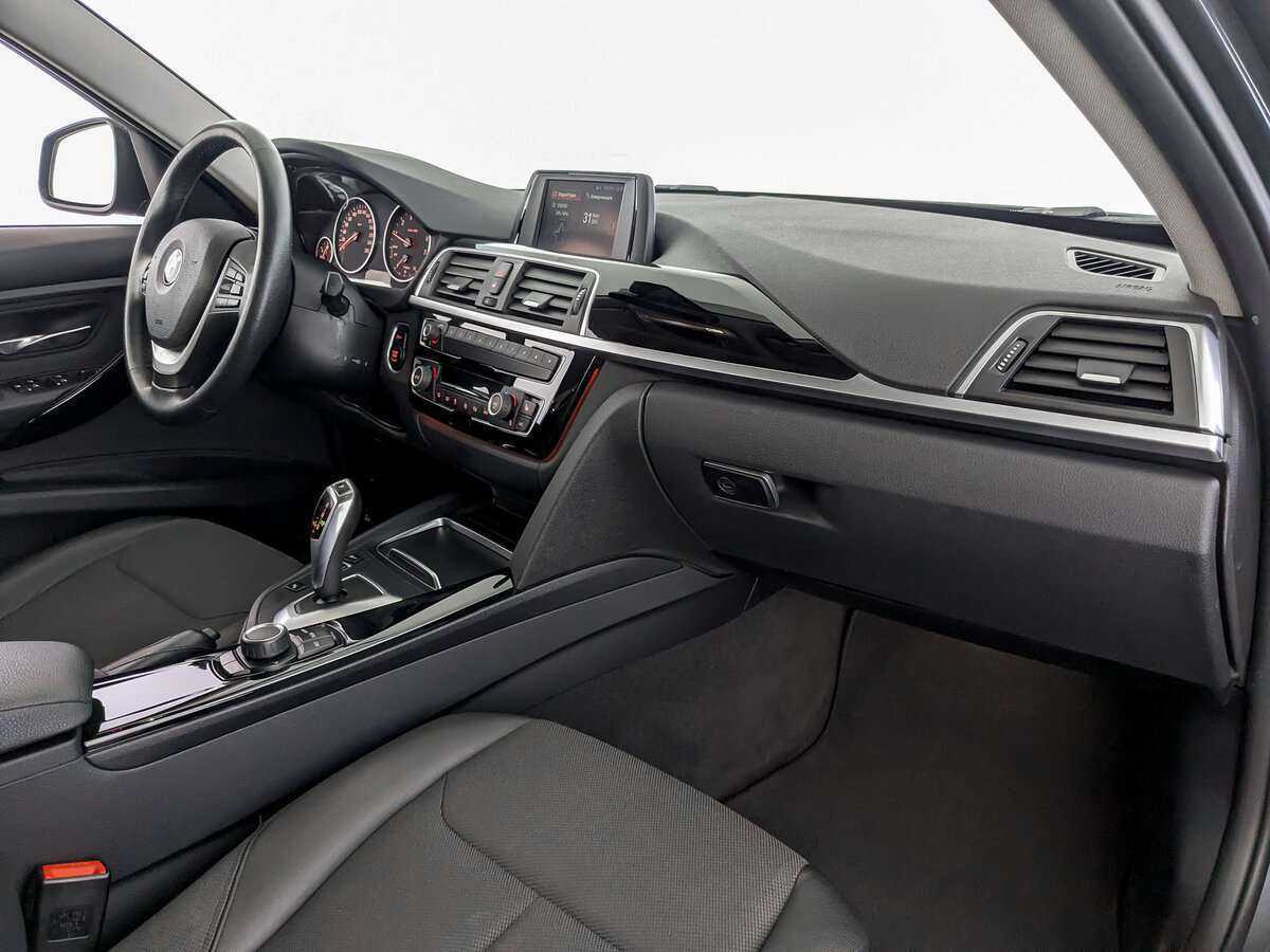 BMW 3 серии 2018 года с пробегом. Фото: #10