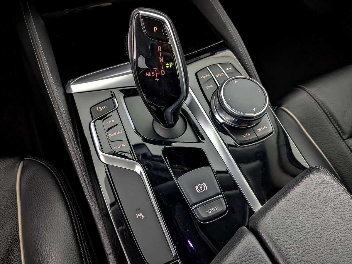 BMW 5 серии 2019 года с пробегом. Фото: #20