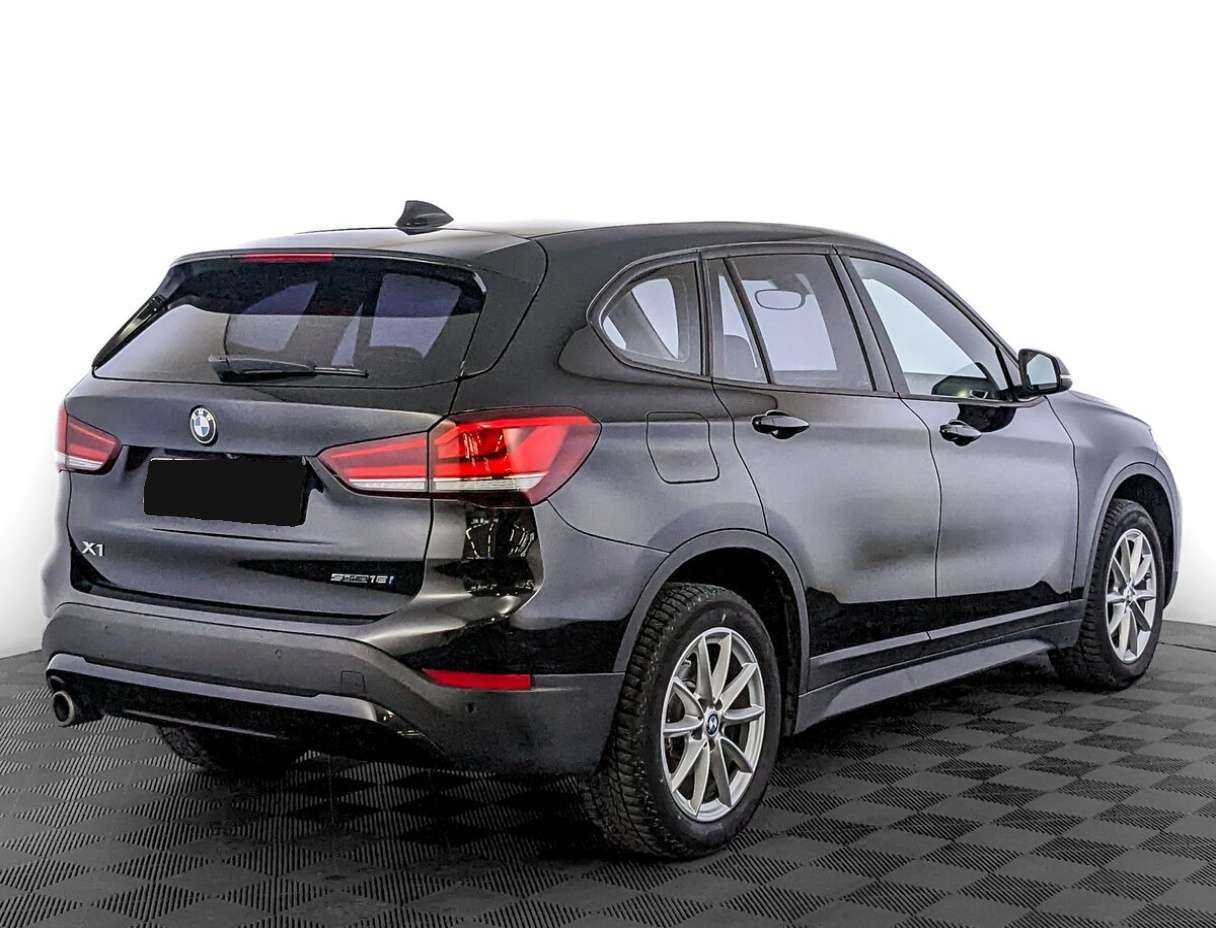 BMW X1 2021 года с пробегом. Фото: #4