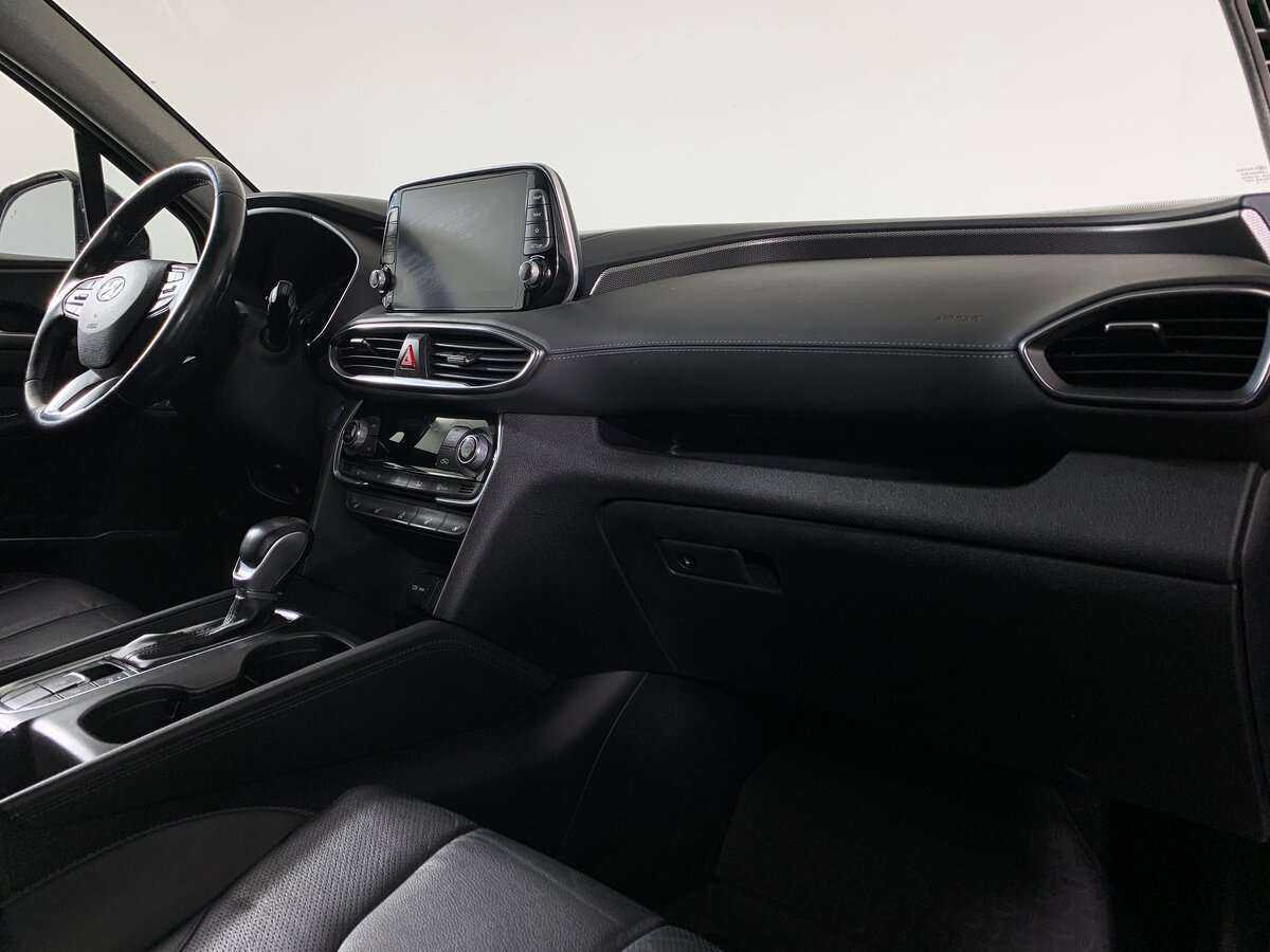 Hyundai Santa Fe 2019 года с пробегом. Фото: #10