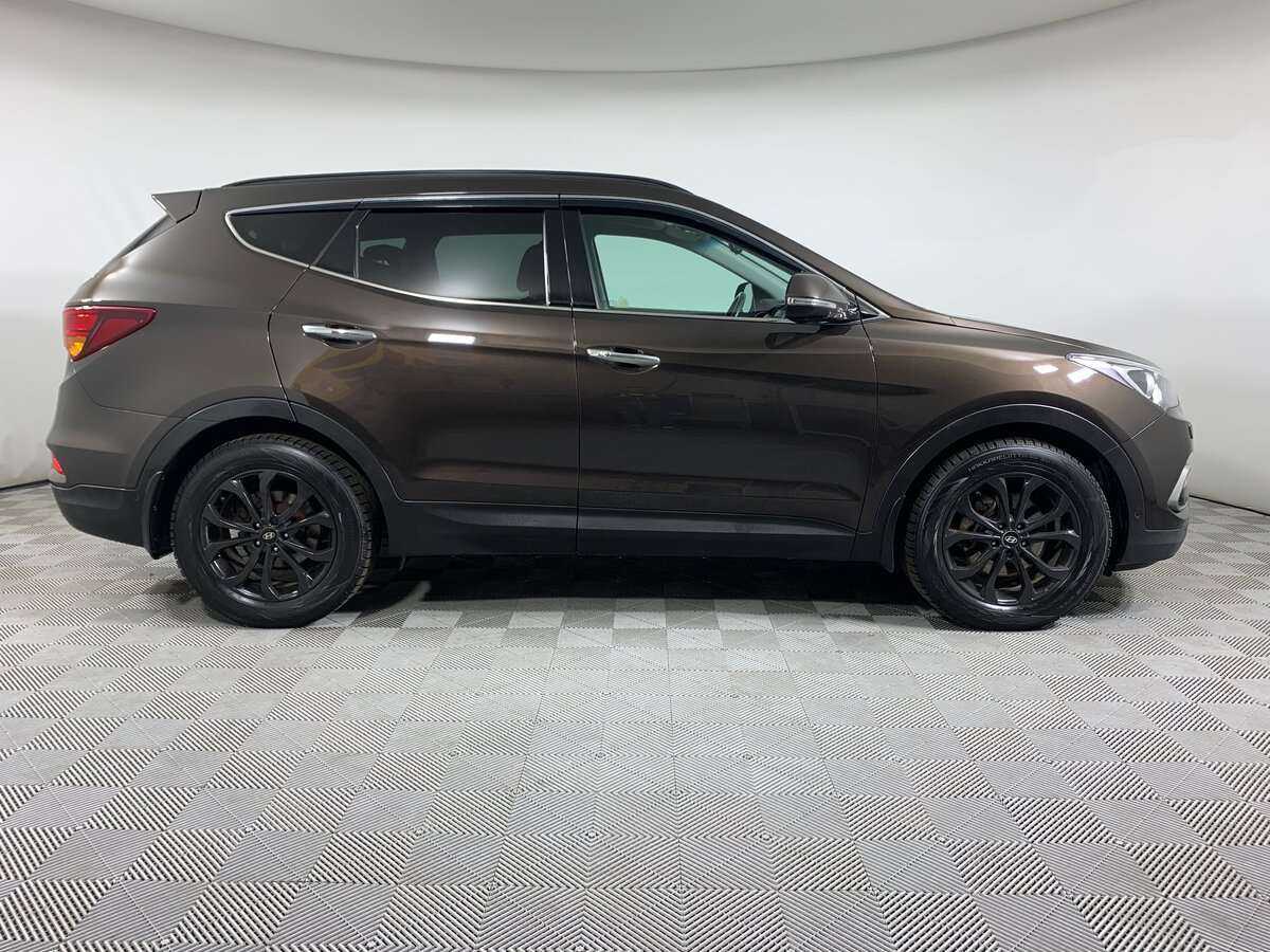 Hyundai Santa Fe 2017 года с пробегом. Фото: #3
