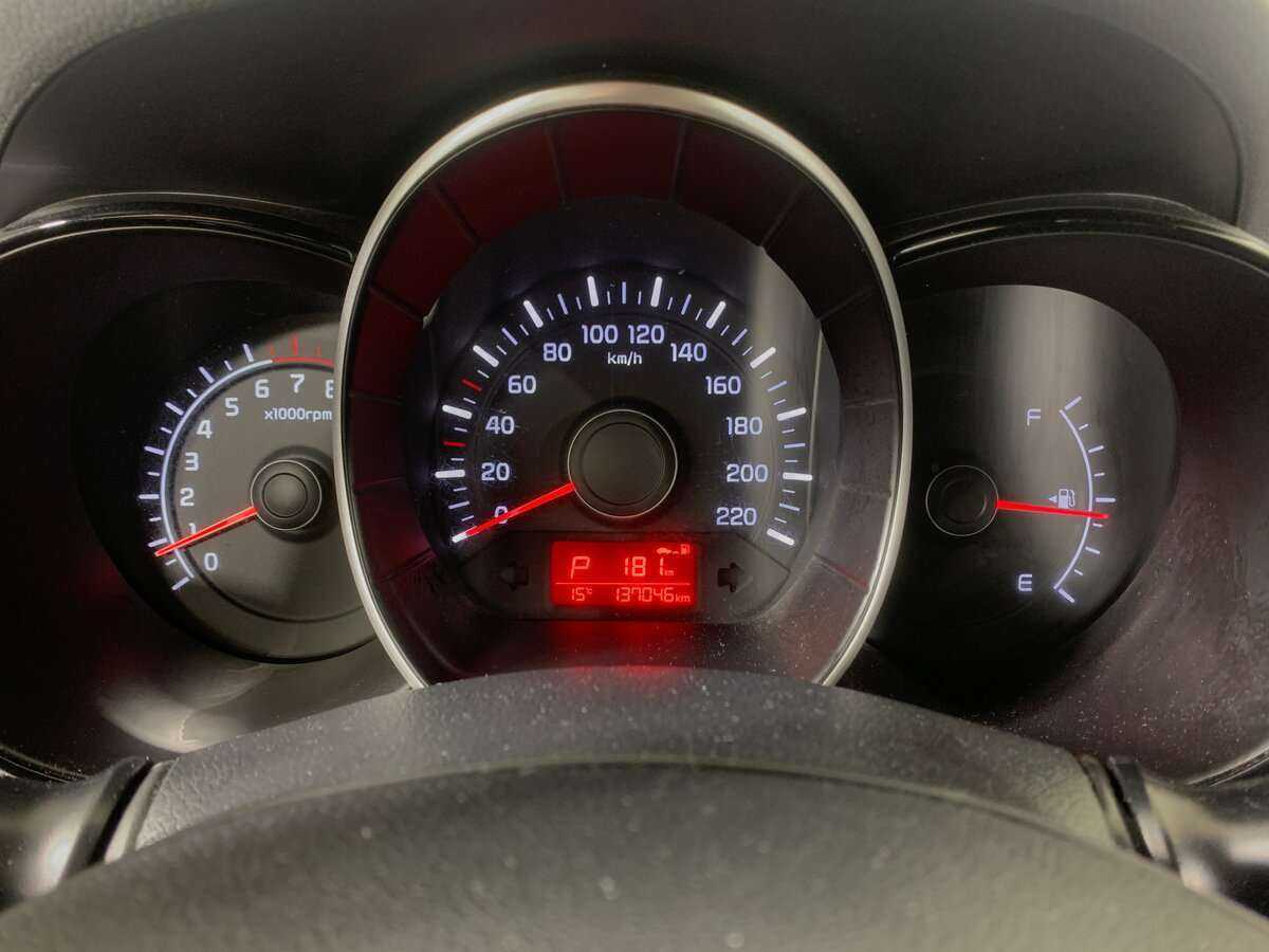 Б/У Киа Рио 2015 года. Фото: #11