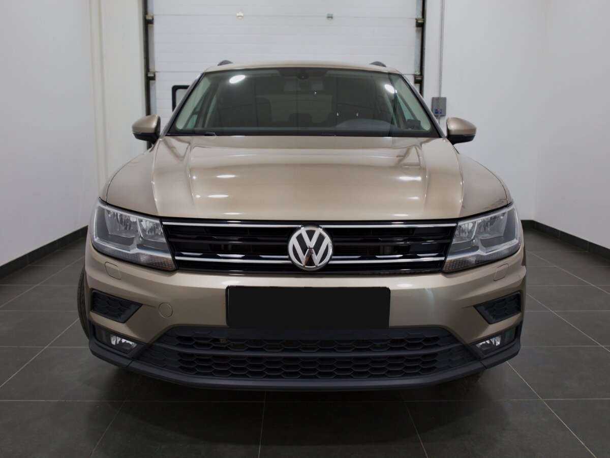 Volkswagen Tiguan 2018 года с пробегом. Фото: #1