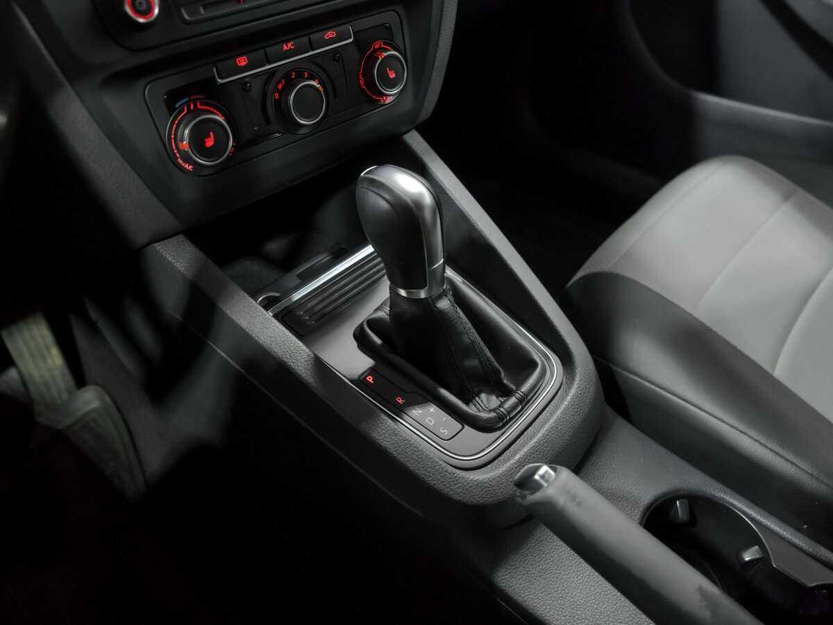 Б/У Фольксваген Джетта 2016 года. Фото: #7