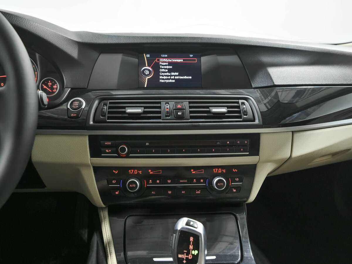 BMW 5 серии 2013 года с пробегом. Фото: #11