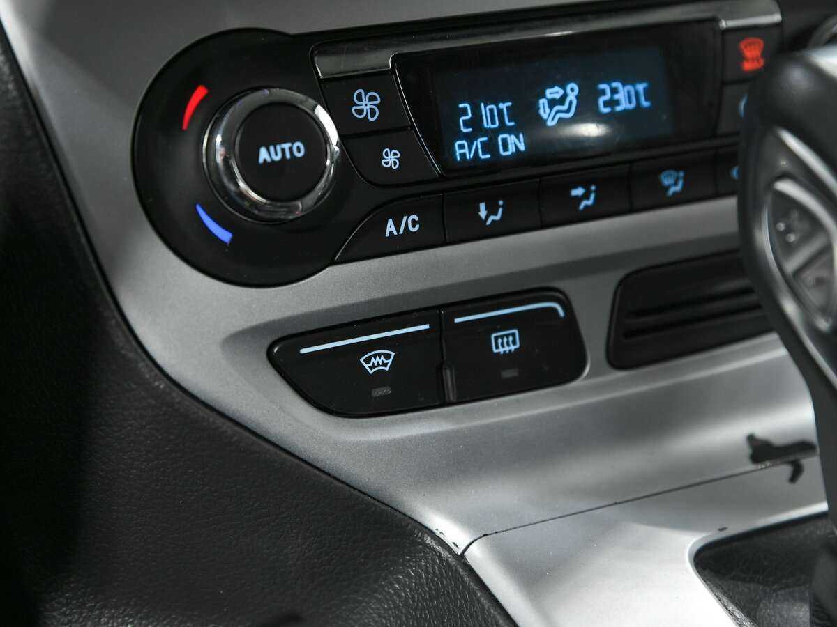 Ford Focus 2013 года с пробегом. Фото: #9