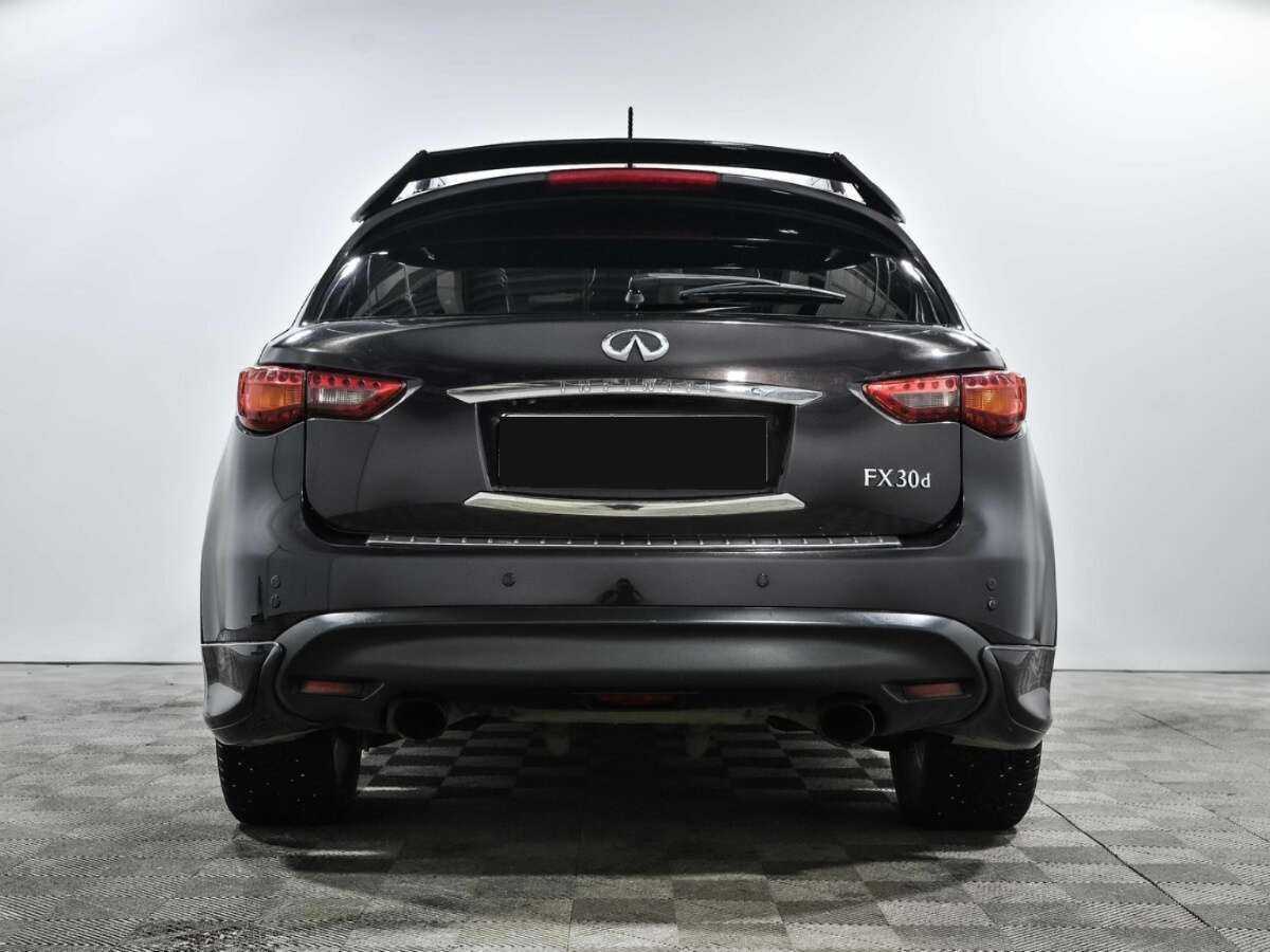 Infiniti FX 2012 года с пробегом. Фото: #4