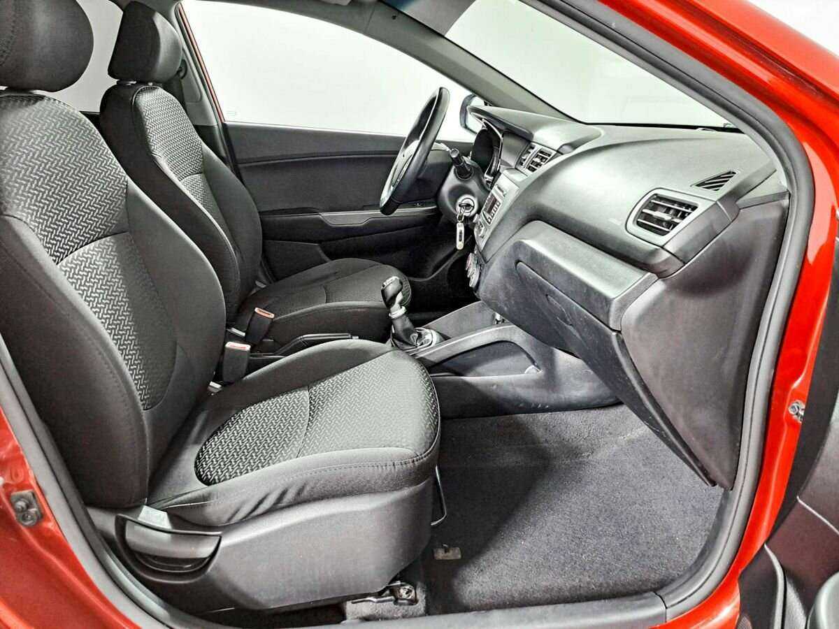 Б/У Киа Рио 2016 года. Фото: #8