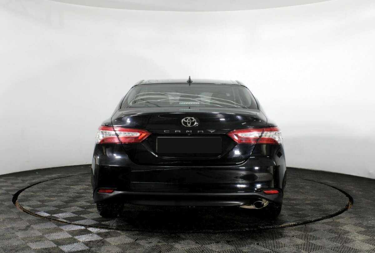 Toyota Camry 2020 года с пробегом. Фото: #5