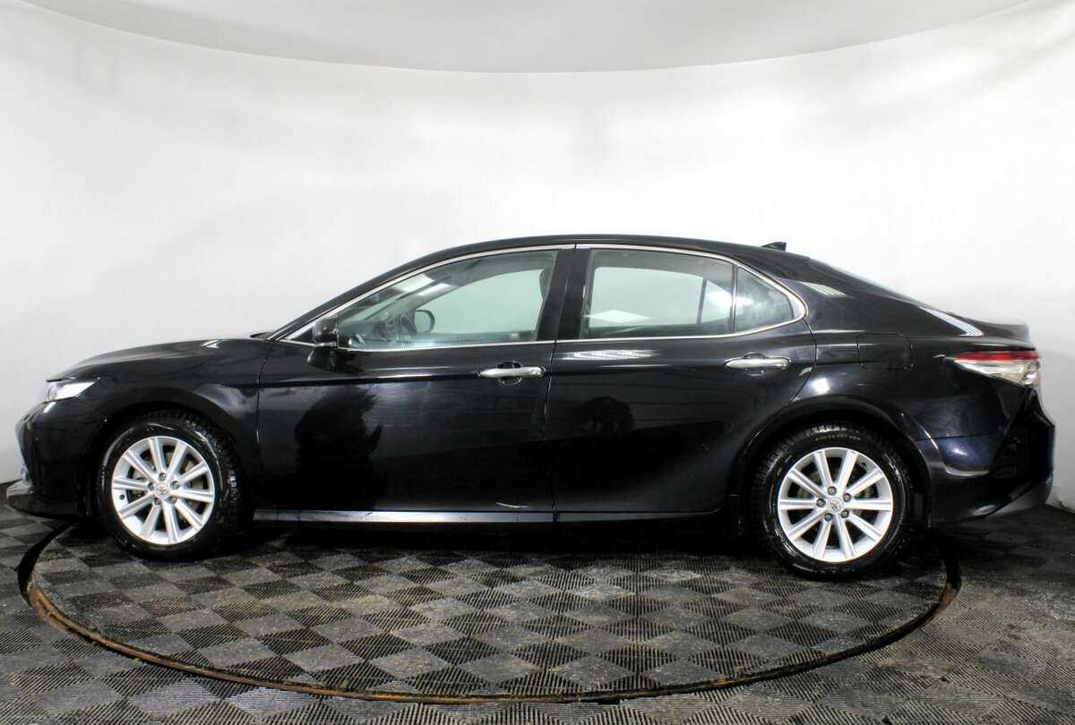 Toyota Camry 2020 года с пробегом. Фото: #7