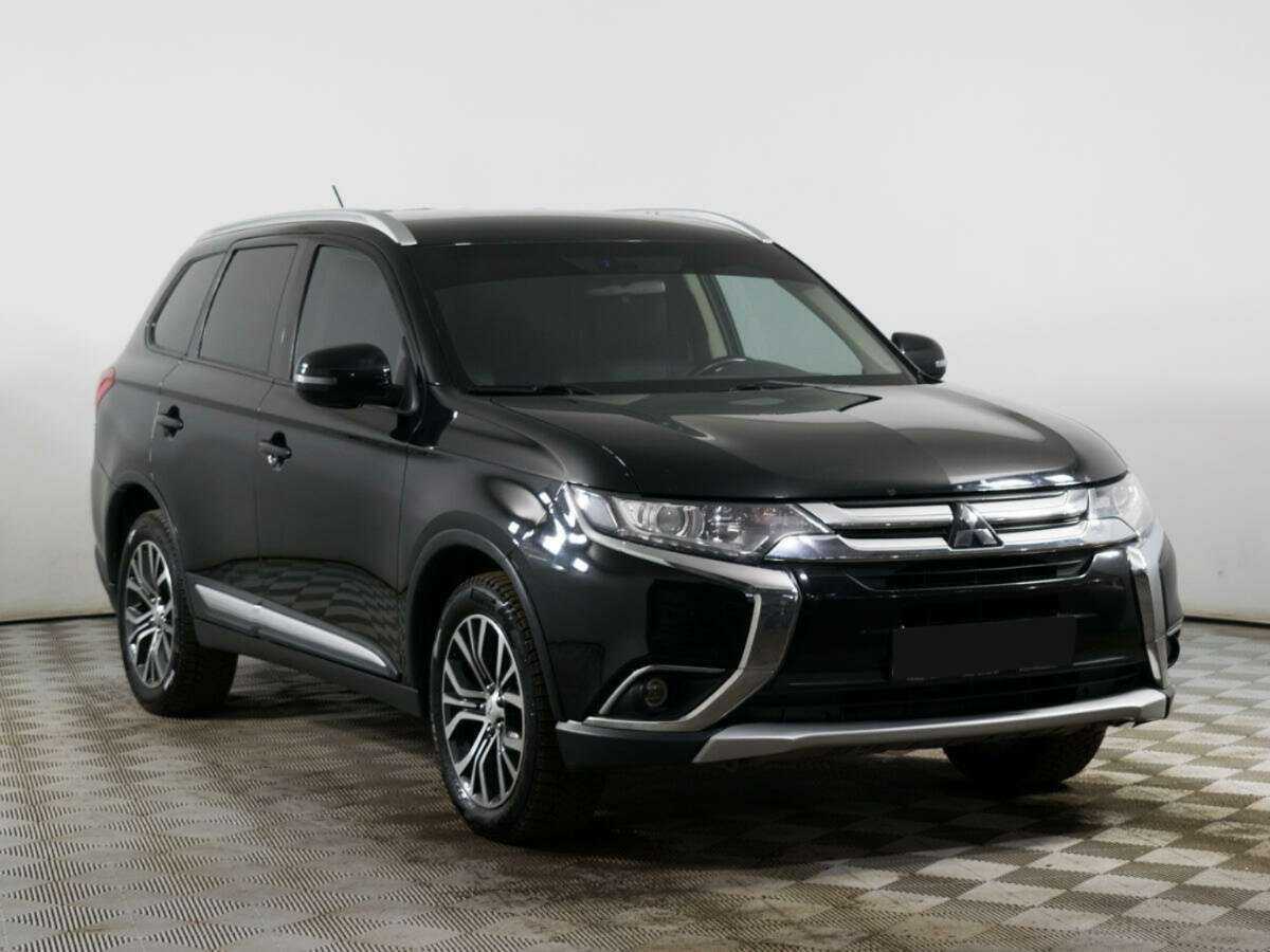 Mitsubishi Outlander 2016 года с пробегом. Фото: #2