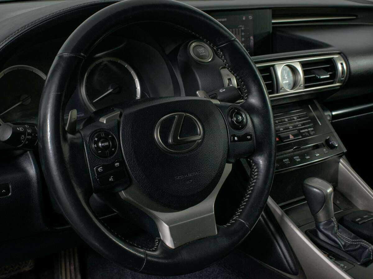 Lexus IS 2014 года с пробегом. Фото: #11